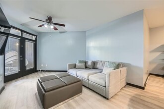 390 17th St in Atlanta, GA - Building Photo - Building Photo