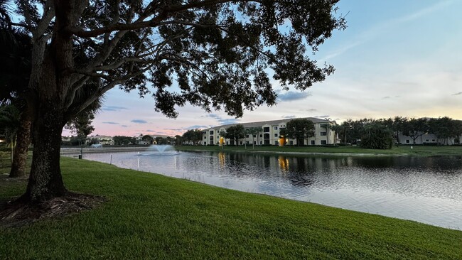 2814 Grande Pky, Unit 204 in Palm Beach Gardens, FL - Building Photo - Building Photo