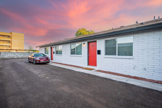 5027 N 16th Ave in Phoenix, AZ - Building Photo - Building Photo