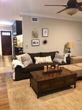 2118 Ernest Ave in Redondo Beach, CA - Building Photo - Building Photo