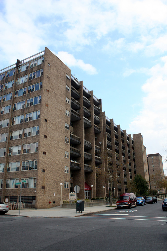 2045 Story Avenue in Bronx, NY - Building Photo - Building Photo