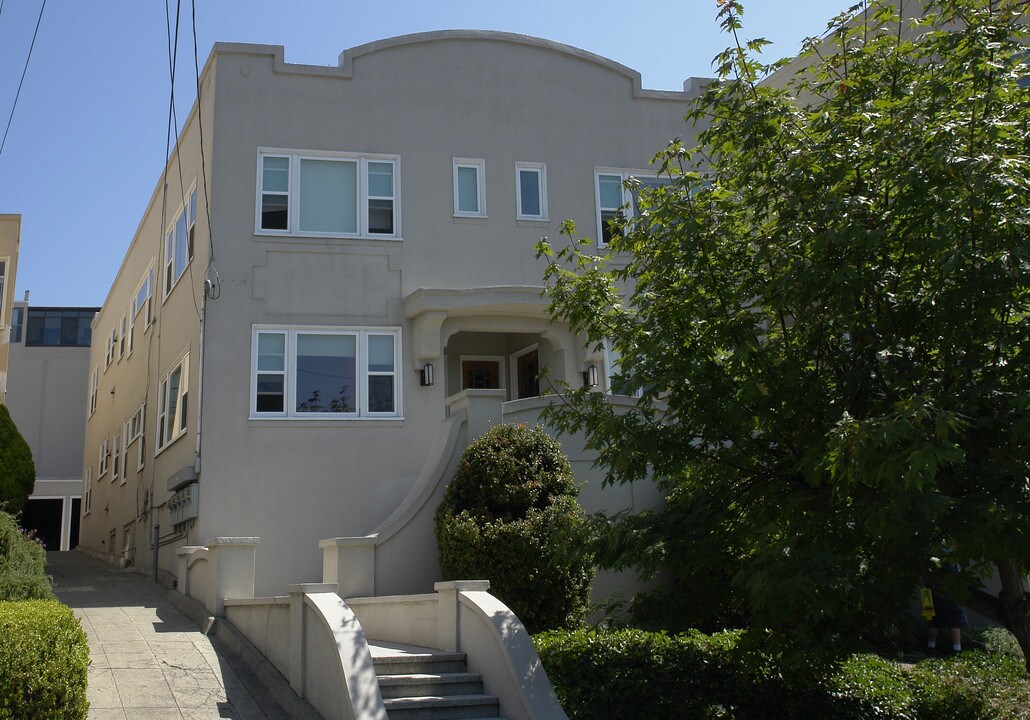 530-534 Glenview Ave in Oakland, CA - Building Photo