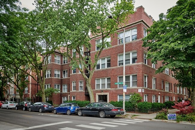 property at 6834 N Ashland Blvd