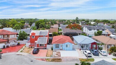 1382 SE 11th Pl in Homestead, FL - Building Photo - Building Photo