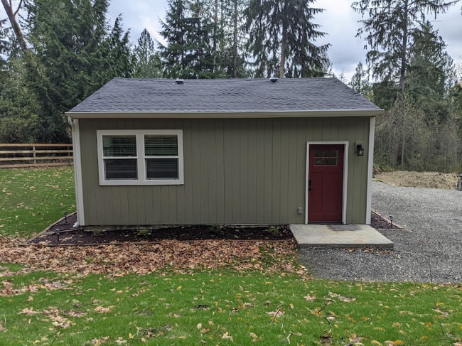 16517 280th Ave in Wilkeson, WA - Building Photo - Building Photo