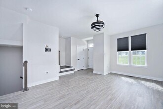 1328 Trestle Dr in Fredericksburg, VA - Building Photo - Building Photo