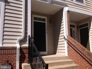 11592 Cavalier Landing Ct in Fairfax, VA - Building Photo - Building Photo