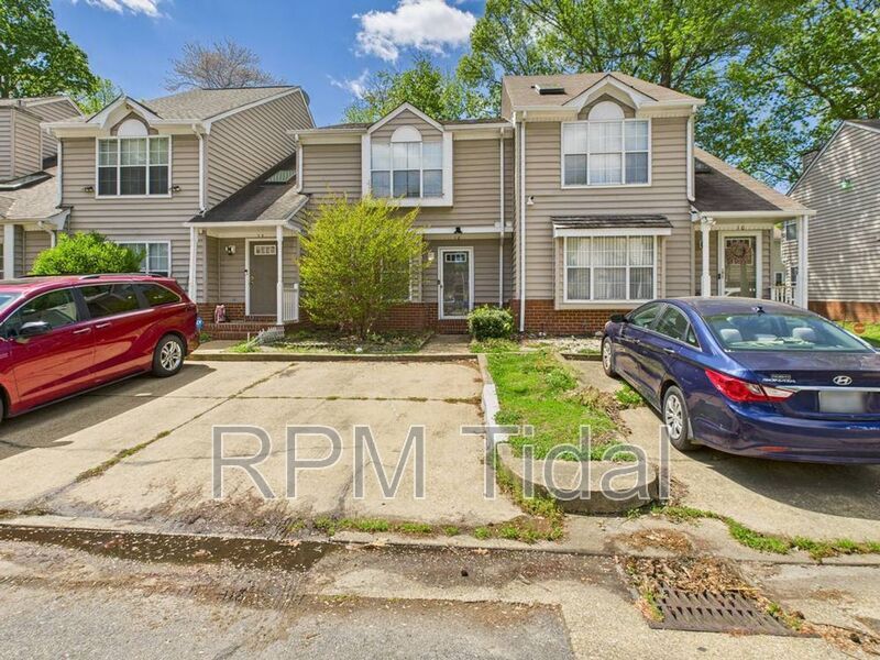 12 Gold Leaf Pl in Hampton, VA - Building Photo