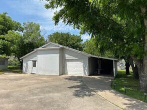 129 Shoreline Dr in Azle, TX - Building Photo - Building Photo