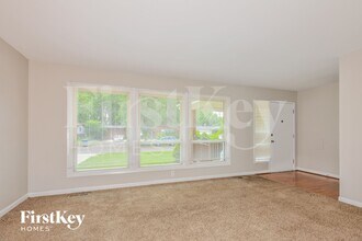 3245 Santiago Dr in Florissant, MO - Building Photo - Building Photo