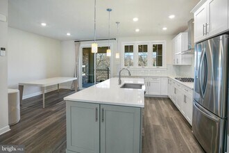 6725 24th Ct N in Arlington, VA - Building Photo - Building Photo