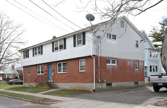 17 Dixon St in New Britain, CT - Building Photo - Building Photo