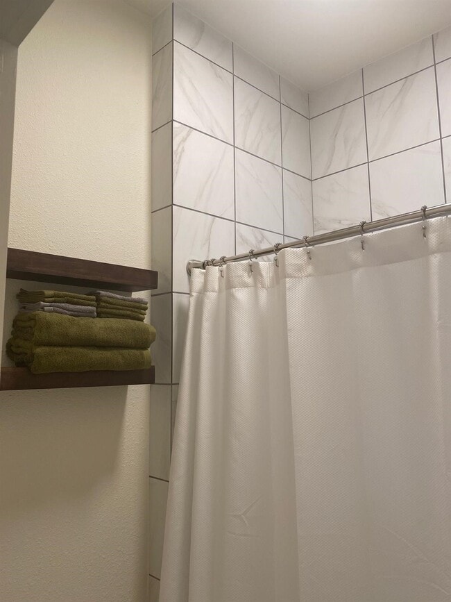 2708 Winbern St in Houston, TX - Building Photo - Building Photo