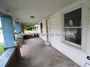 1330 W 6th St in Anderson, IN - Building Photo - Building Photo