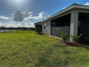 3663 Wild Sage Wy in Alva, FL - Building Photo - Building Photo