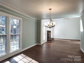 5206 Dunrobin Ln in Charlotte, NC - Building Photo - Building Photo