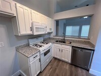 6420 Horsepen Bayou Dr photo'