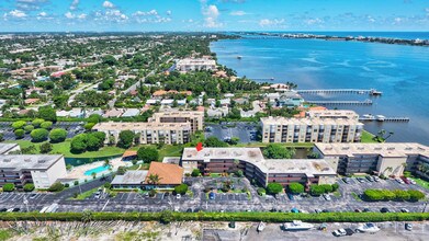 200 Waterway Dr S-Unit -301 in Lantana, FL - Building Photo - Building Photo