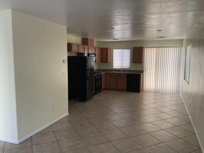 5297 Tipper Ave in Las Vegas, NV - Building Photo - Building Photo