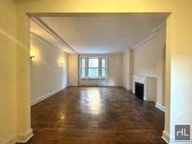 WEST 86 STREET in New York, NY - Building Photo