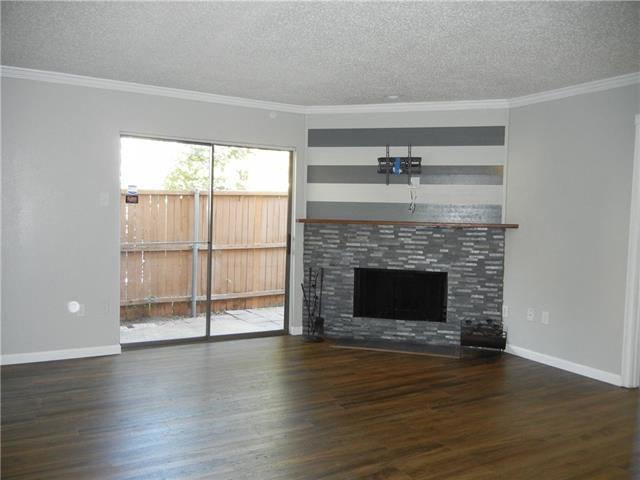 887 Dublin Dr in Richardson, TX - Building Photo