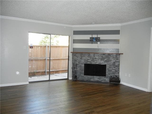 property at 887 Dublin Dr