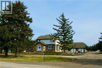 580 3rd Rd E in Hamilton, ON - Building Photo - Building Photo