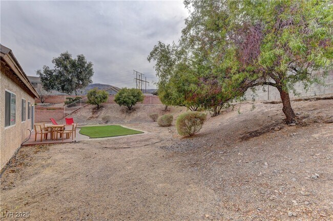 property at 634 Pacific Cascades Dr