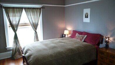 1610 24th Ave in Seattle, WA - Foto de edificio - Building Photo