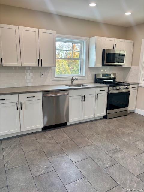 1026 Glen Cove Ave in Glen Head, NY - Building Photo - Building Photo