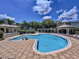 704 Seagate Dr in Tampa, FL - Building Photo