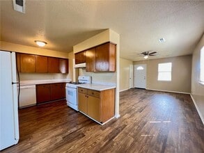 2007 Theodore Dr in Springdale, AR - Building Photo - Building Photo