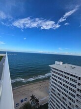 4020 Galt Ocean Dr, Unit 203 in Fort Lauderdale, FL - Foto de edificio - Building Photo
