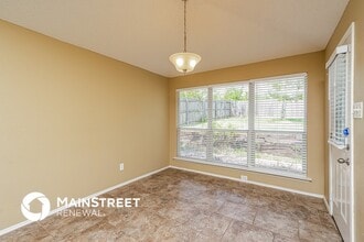 1208 Mirike Dr in White Settlement, TX - Foto de edificio - Building Photo