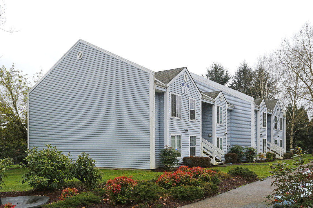 Autumn Park Apartments in Wilsonville, OR - Building Photo