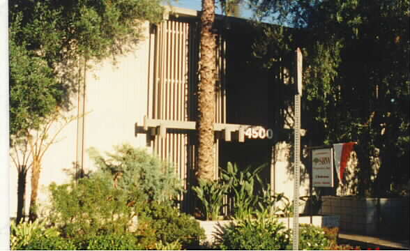 4500 Fulton Ave in Sherman Oaks, CA - Foto de edificio - Building Photo