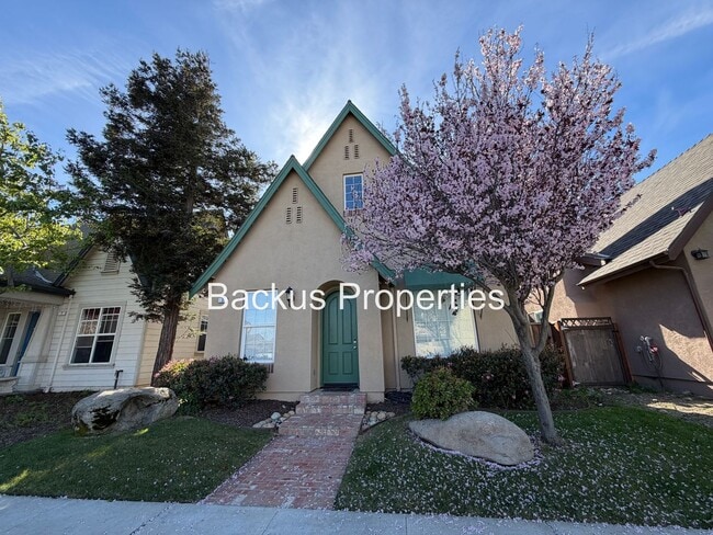 property at 5 Moreno St