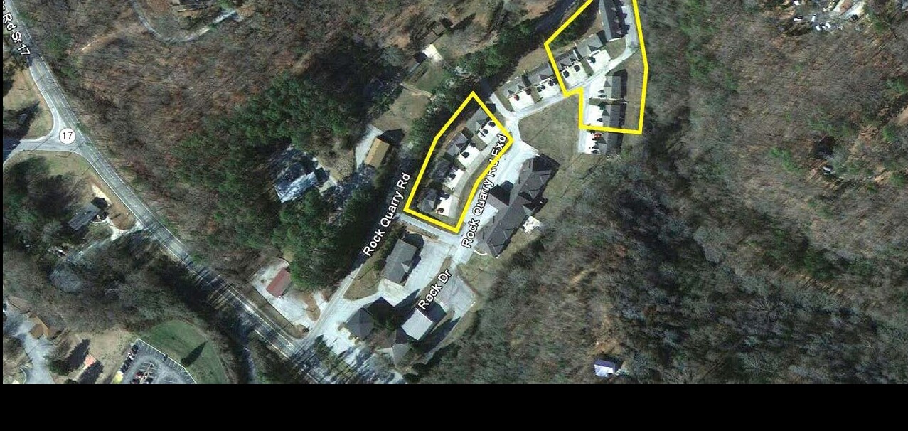 1067 Rock Quarry Rd in Toccoa, GA - Foto de edificio