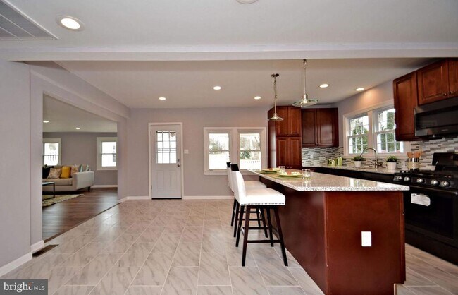 2749 Woodland Ave in Eagleville, PA - Building Photo - Building Photo
