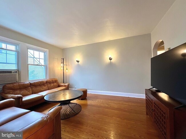 303 Willow Ave in Baltimore, MD - Building Photo - Building Photo