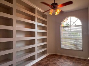 7118 42nd Ct E in Sarasota, FL - Building Photo - Building Photo