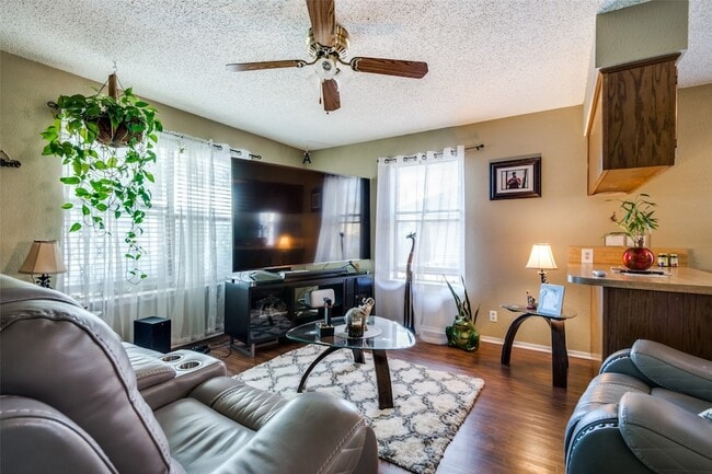 property at 3309 Fallmeadow St