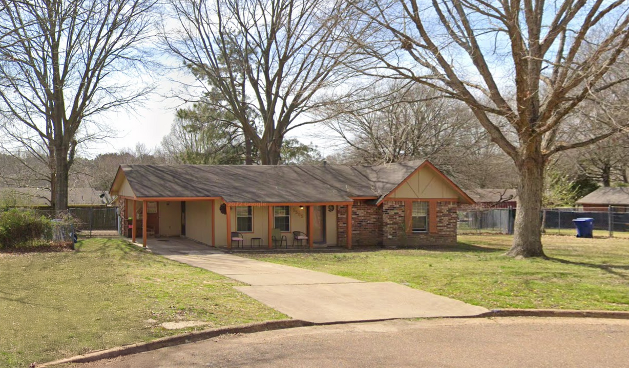 3505 Fairmeadow Cove W in Horn Lake, MS - Building Photo