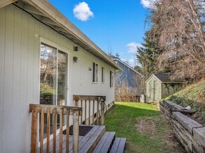 1525 7th St in Astoria, OR - Building Photo - Building Photo