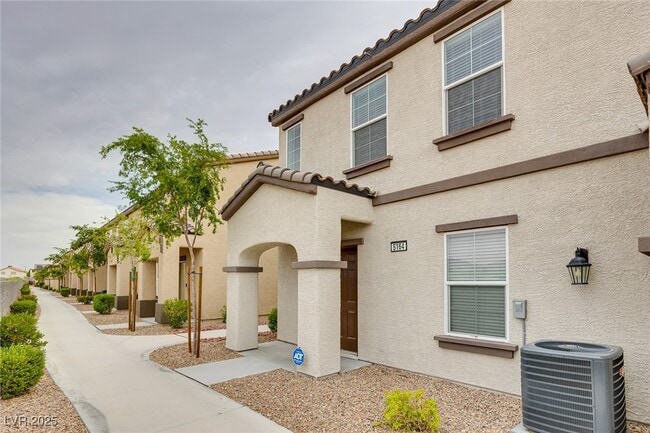 5164 Steep Cliffs Ave in Las Vegas, NV - Building Photo - Building Photo
