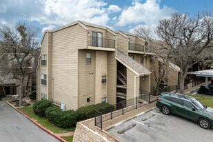 Spring Hollow Condos in Austin, TX - Building Photo