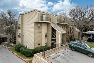 Spring Hollow Condos in Austin, TX - Building Photo - Primary Photo