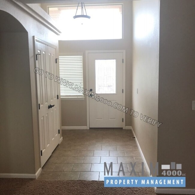 647 Zoe Ln in Grand Junction, CO - Foto de edificio - Building Photo
