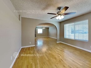 8930 W Heatherbrae Dr in Phoenix, AZ - Building Photo - Building Photo