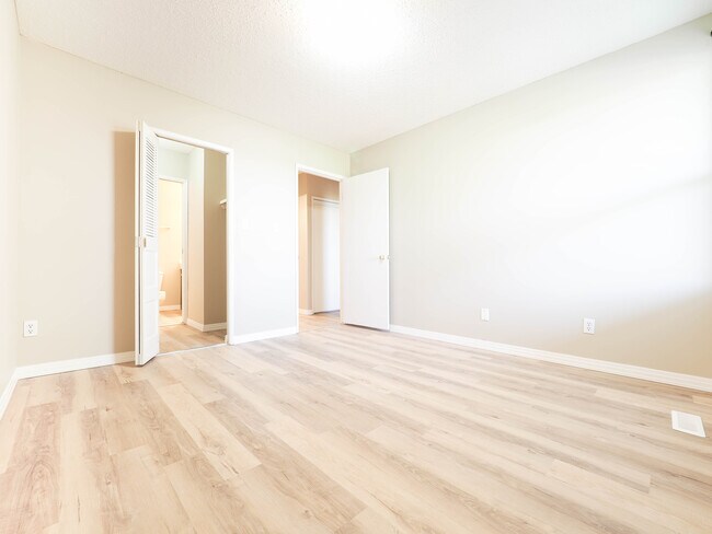 Ermineskin House in Edmonton, AB - Building Photo - Building Photo